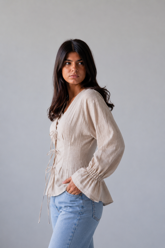 Bluse mit gebundenem Charm